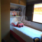 Casa Térrea com 2 dormitórios, sendo 1 suíte.