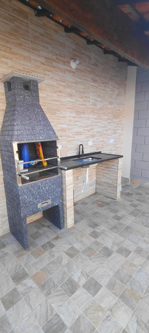 Casa à venda com 2 quartos, sendo 1 suíte, Itanhaém - SP