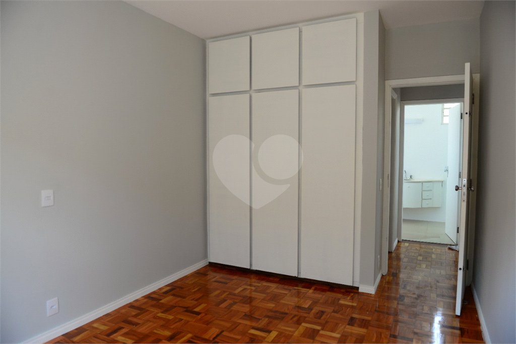 Casa térrea em Araraquara/SP.