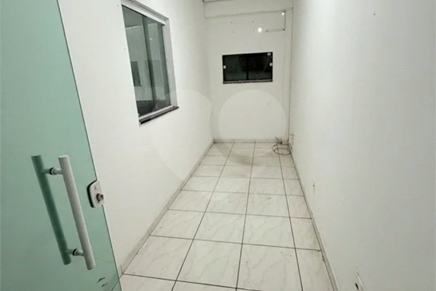 Salão Comercial para alugar no Bairro Água Branca