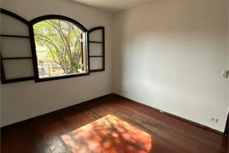 Sobrado à venda com 2 quartos em Jardim Ester, São Paulo, SP