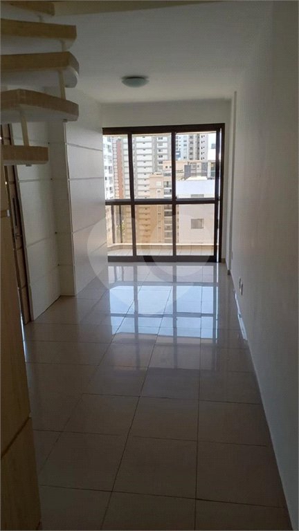 Cobertura Duplex com 96m2 em Moema - Venda e Locação - 02 Dorm Sendo 01 Suíte e 02 Vagas