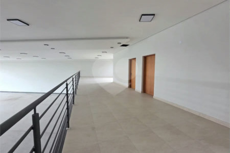 Prédio Comercial para Locação no Jardim Santo Antônio em Valinhos/SP