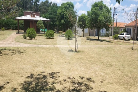 Casa à venda no Condomínio Moradas 1