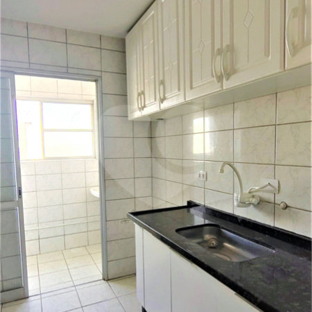 APARTAMENTO 1 DORMITÓRIO COM VAGA