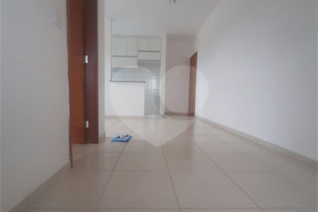 Apartamento para venda ou locação no Residencial Bianchi.