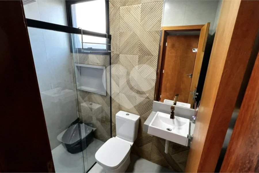 Casa térrea com 3 amplas suítes, á venda no Condomínio Morada do Engenho em Piracicaba/SP.