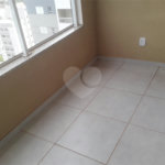 Apartamento no Condomínio Via Campus.