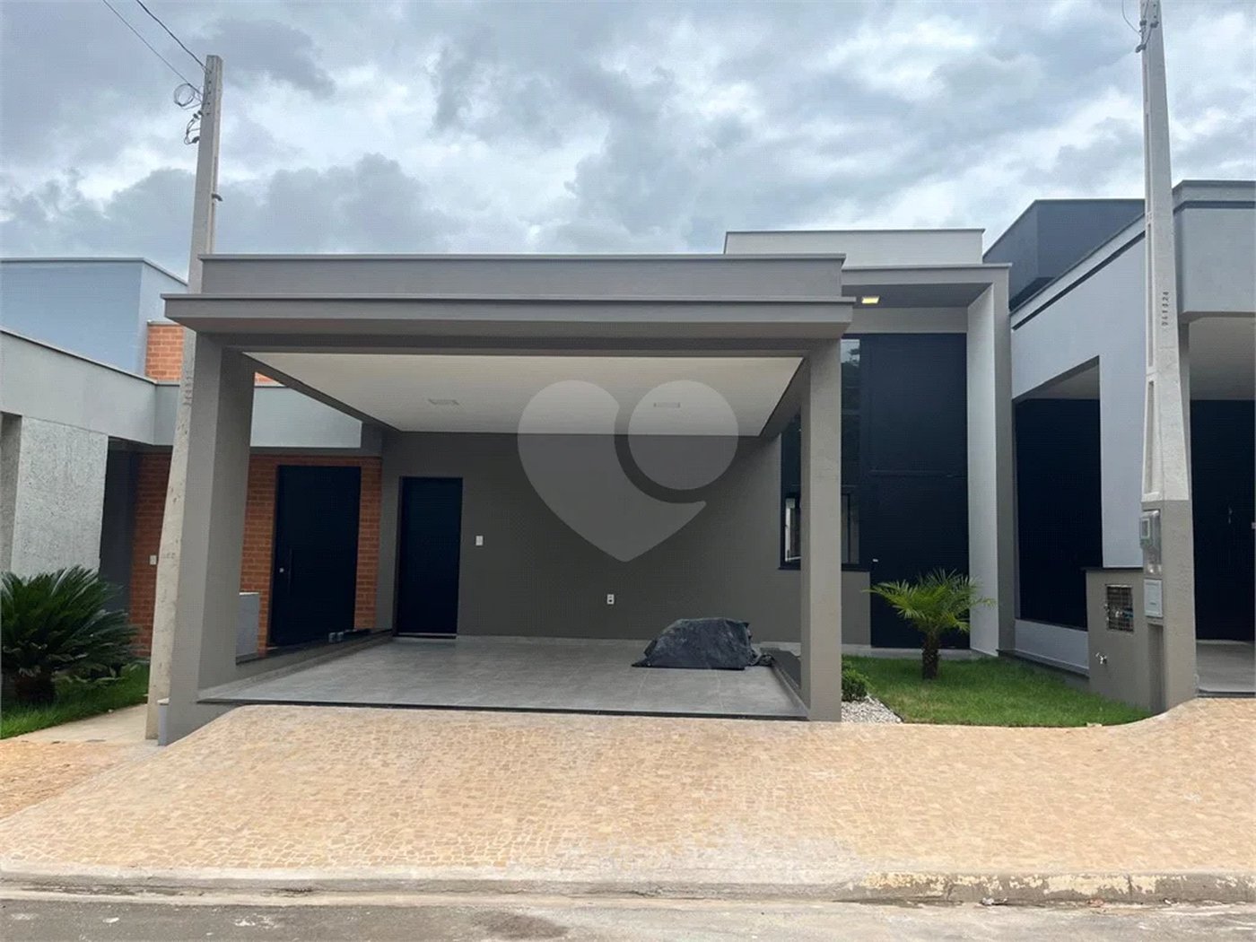 Casa à venda no Condomínio Residencial Ágape, no bairro Campestre, em Piracicaba/SP.
