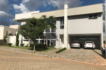 Lindo sobrado a venda, no condomínio Veredas do Campo em Araraquara