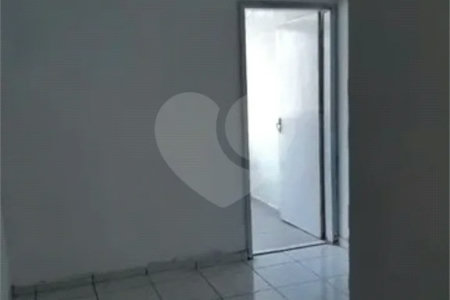 Apartamento à venda com 63m² - Brás