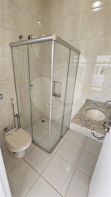 Casa Locação e Venda Condomínio Portal de Itaici 04 Dormitórios 02 suítes