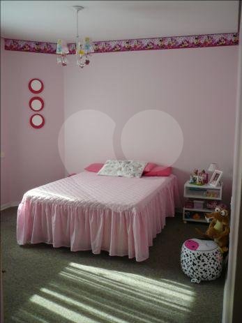 APARTAMENTO UM POR ANDAR!