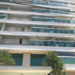 APARTAMENTO MOBILIADO EM FRENTE AO SHOPPING 02 DORMITÒRIOS