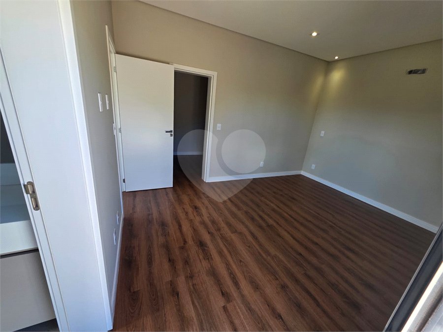 Sobrado com 3 suítes e closet, e escritório Faber 4