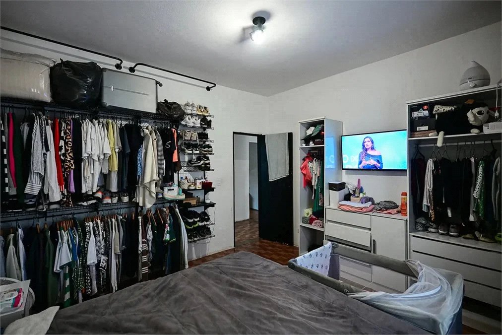 Casa à venda com 6 quartos, sendo 1 suíte,  em Vila Sônia, São Paulo, SP