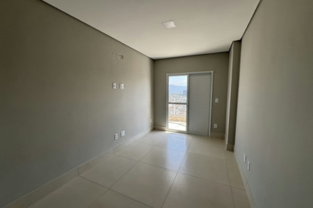 🏢 Cobertura Alto Padrão – Residencial Safira – Guilhermina – Praia Grande