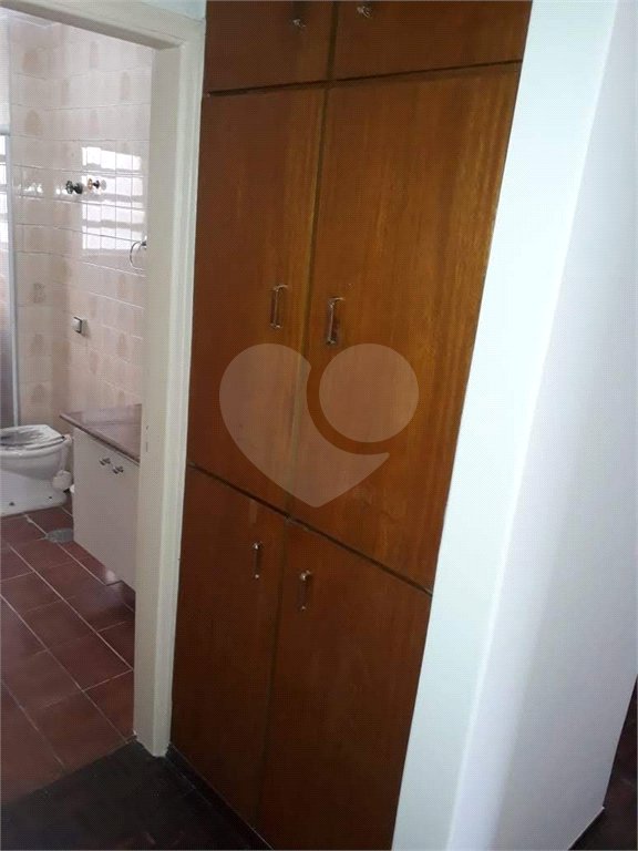 Apartamento para locação na Saúde de 80m² com 2 dormitórios.