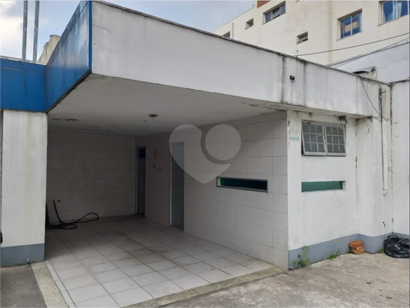 Espaço ideal para posto de gasolina, farmácia e loja no Bom Retiro