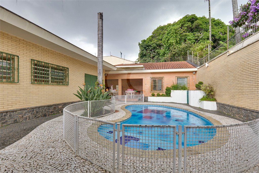 Casa Térrea à venda com 4 quartos, sendo 2 suítes, em Alto da Boa Vista, São Paulo, SP