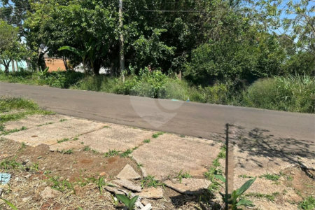 Terreno a venda no Parque Primavera