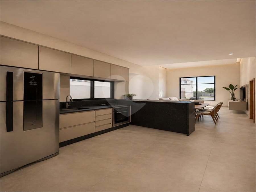 Casa térrea 3 dormitório 1 suíte com closet à venda no Condomínio Vileneuve,