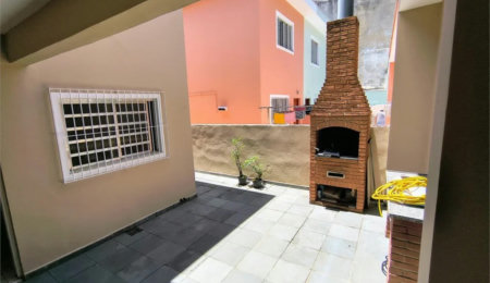 Sobrado à venda com 3 quartos, sendo 1 suíte, em Vila Polopoli, São Paulo, SP
