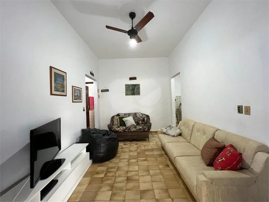 CASA NA PRAIA A POUCOS PASSOS DO MAR TERRENO AMPLO E EXCELENTE ESPAÇO PARA TODA A FAMÍLIA