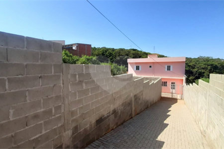 Casa sobrado no Jardim das Torres Prolongamento