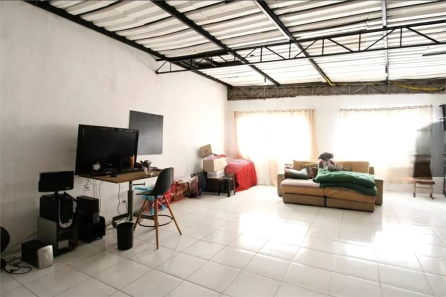 Casa no TREMEMBÉ Casa Estilo Rústico Industrial - JD GUAPIRA - CONDOMÍNIO FECHADO