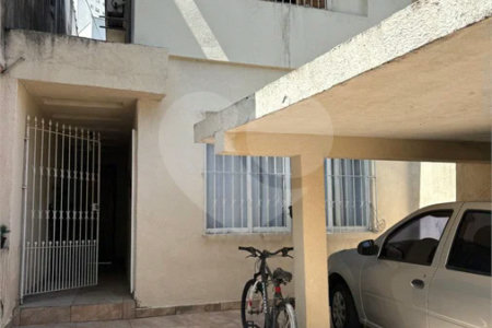 Sobrado 3 dormitórios na Vila Guarani