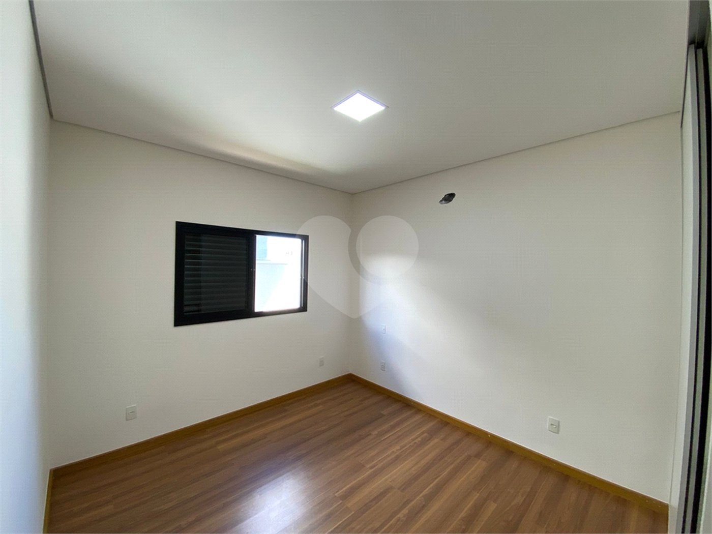 Casa térrea para venda no condomínio Residencial Quebec