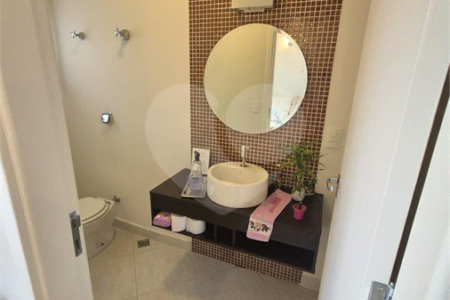 Belíssima Residência de 267 m² com Lazer Privativo no Condomínio Terras do Oriente – Valinhos