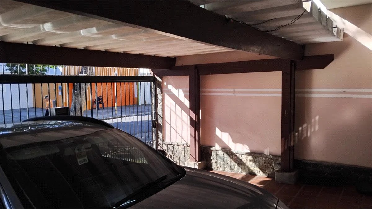 Sobrado à venda com 3 quartos, sendo 1 suíte, em Jardim Bonfiglioli, São Paulo, SP