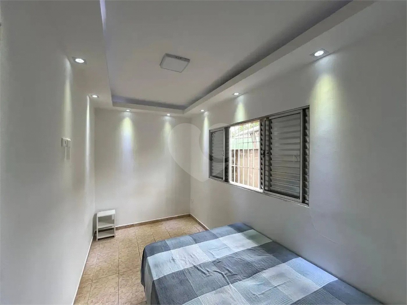 SOBRADO COM 350 M2 ( ABAIXO DO PREÇO DE MERCADO) 3 DORMITÓRIOS 3 SUÍTES SAÚDE