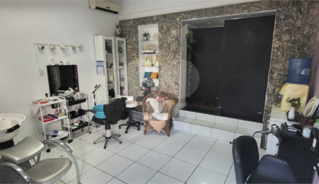 Casa à venda com 3 quartos, sendo 1 suíte, em Vila Prado, São Carlos, SP