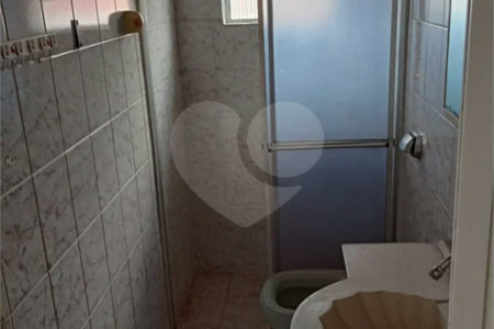 PREDIO COM 2 CASAS NO SACOMÃ