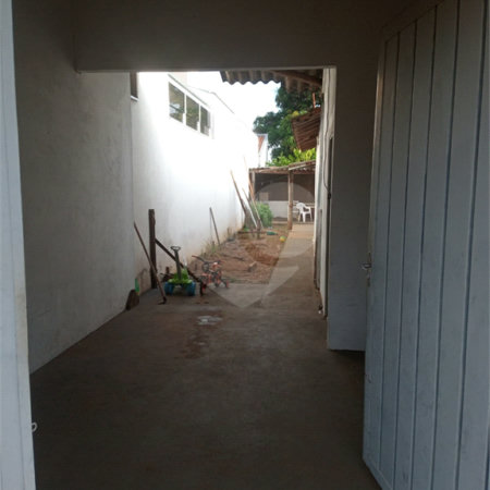 Casa térrea para venda, com 2 dormitórios.