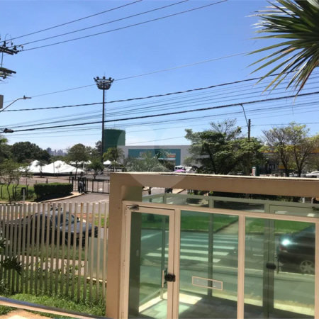APARTAMENTO MOBILIADO EM FRENTE AO SHOPPING 02 DORMITÒRIOS