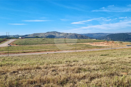 Lote de 600 m² com Potencial de Vista e Localização Reservada no Santana da Lapa – Joaquim Egídio