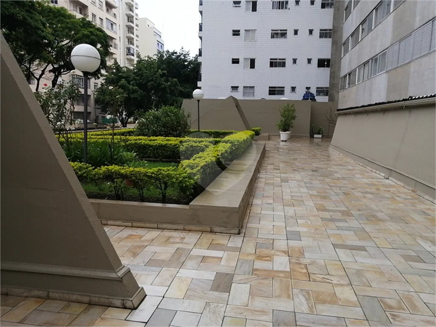 APARTAMENTO À VENDA, 1 QUARTO, GARAGEM, EM HIGIENOPOLIS, 60m2, 100% REFORMADO