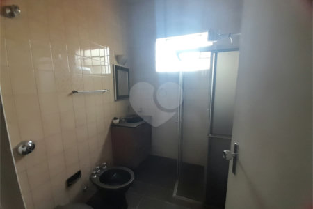 Prédio Comercial na Av. São Carlos - Excelente Oportunidade no Centro da Cidade
