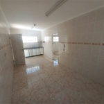 Casa térrea com 2 dormitórios.