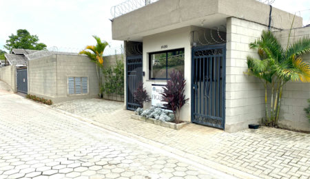 Casa Térrea à venda com 2 quartos, sendo 1 suíte, em Jardim Colonial, Atibaia, SP