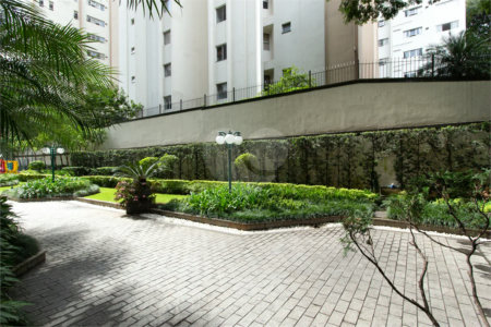 Apartamento a venda no Campo Belo, 192 M², 3 suites, 3 vagas, lazer e próximo ao metrô