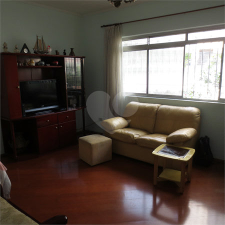 Casa Térrea p/Modernização na Chácara Inglesa - Terreno 10 x 30 - 450 m. metrô Pça da Árvore