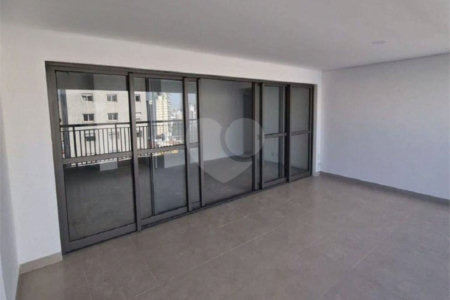 Apto com 159m² área útil com 3 suítes 2 vagas varanda gourmet e lazer completo.