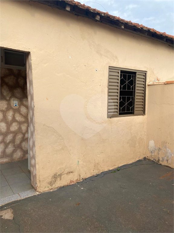 Casa térrea para venda na Vila Carmem