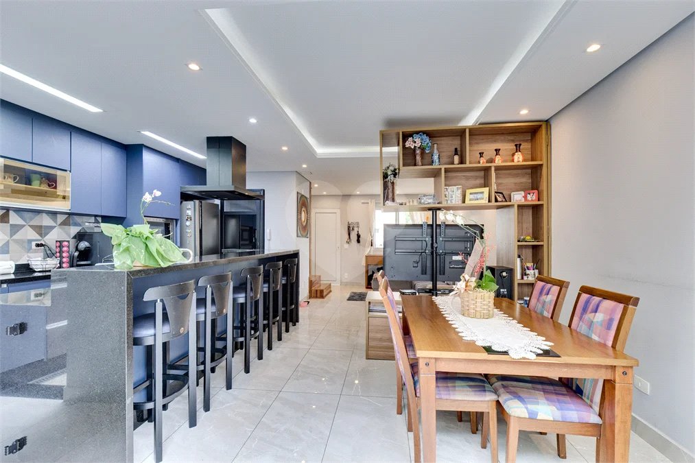 Casa à venda com 3 quartos, sendo 1 suíte, no condomínio Terrara Townhouses, São Paulo - SP