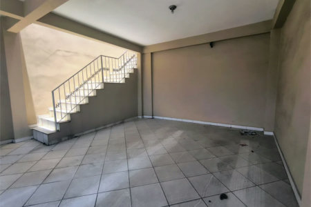 Sobrado à venda com 3 quartos, sendo 1 suíte,  em Vila Polopoli, São Paulo, SP